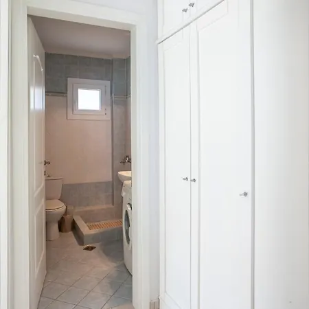 Argo First Line Apartment *
