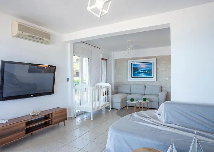 Argo First Line 公寓 波利克罗诺