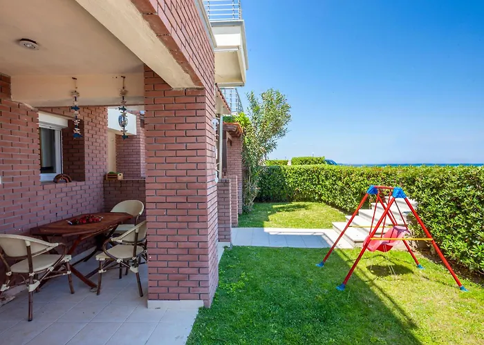 Argo First Line 公寓